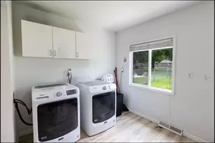 1904 Ezra Ave, Zion, IL 60099 - Photo 12