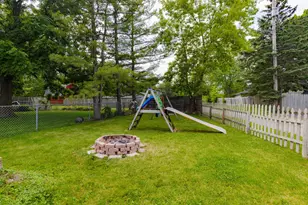 1904 Ezra Ave, Zion, IL 60099 - Photo 16