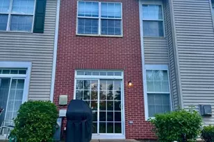 24130 Walnut Cir, Plainfield, IL 60585 - Photo 8