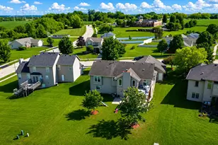 423 Cross Plains Rd, Rockford, IL 61107 - Photo 46