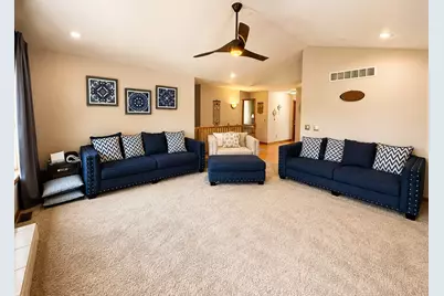 423 Cross Plains Road, Rockford, IL 61107 - Photo 6