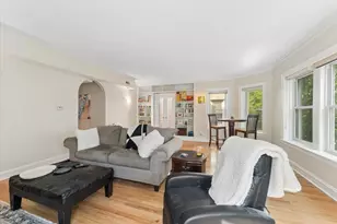 2215 W Arthur Ave, Chicago, IL 60645 - Photo 34