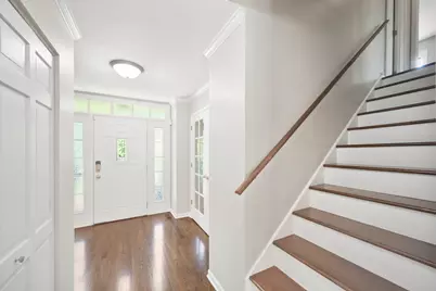 310 Chesterfield Lane, Vernon Hills, IL 60061 - Photo 20