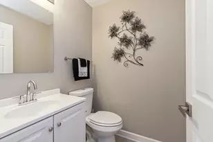 8233 W Chestnut Ct, Frankfort, IL 60423 - Photo 14