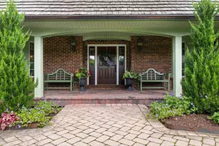 1441 Kathryn Ln, Lake Forest, IL 60045 - Photo 2