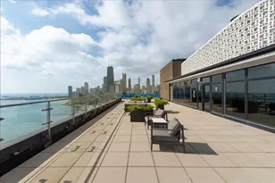 1440 N Lake Shore Dr, Chicago, IL 60610 - Photo 8