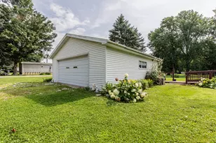 201 Locust St, Malden, IL 61337 - Photo 20