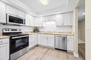 13000 W Heiden Circle, Lake Bluff, IL 60044 - Photo 6