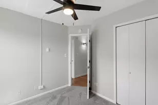 645 N Briar Hill Ln, Addison, IL 60101 - Photo 14