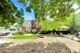 2012 W Estes Ave, Chicago, IL 60645 - Photo 38