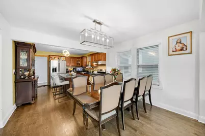 4918 W Winnemac Avenue, Chicago, IL 60630 - Photo 6
