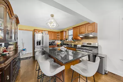 4918 W Winnemac Avenue, Chicago, IL 60630 - Photo 8