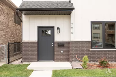 7610 W 60th Place, Summit, IL 60501 - Photo 2