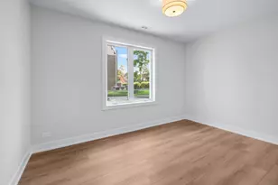 7610 W 60th Pl, Summit, IL 60501 - Photo 14