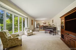 39W390 Juliet Dr, Elgin, IL 60124 - Photo 6