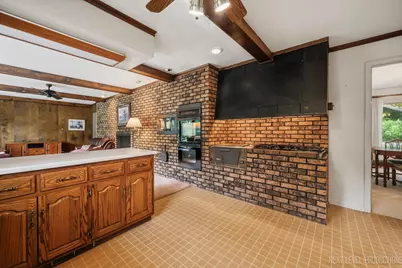 39W390 Juliet Drive, Elgin, IL 60124 - Photo 10