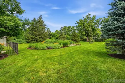 39W390 Juliet Drive, Elgin, IL 60124 - Photo 28