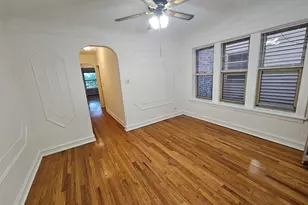 2456 W Catalpa Ave, Chicago, IL 60625 - Photo 14