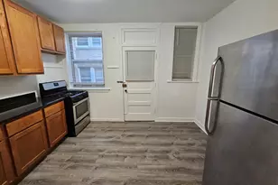 2456 W Catalpa Ave, Chicago, IL 60625 - Photo 16