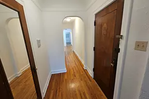 2456 W Catalpa Ave, Chicago, IL 60625 - Photo 8