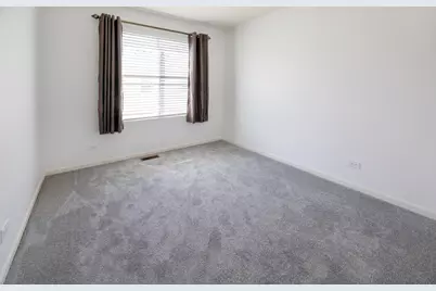 406 Prairie Court, Morton Grove, IL 60053 - Photo 10