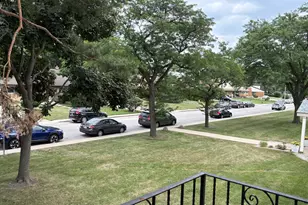 9562 Park Ln, Des Plaines, IL 60016 - Photo 14