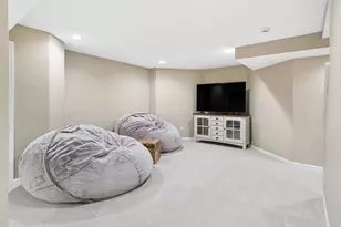 329 Royce Woods Ct, Naperville, IL 60565 - Photo 30