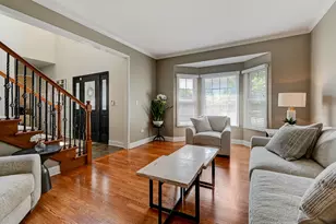 1720 Tower Hill Dr, Woodridge, IL 60517 - Photo 2