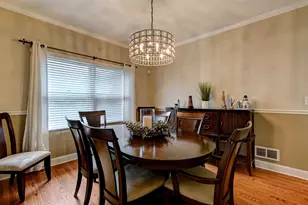 1720 Tower Hill Dr, Woodridge, IL 60517 - Photo 10