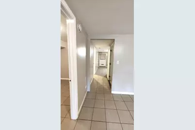 3643 S Hermitage Avenue #B, Chicago, IL 60609 - Photo 12