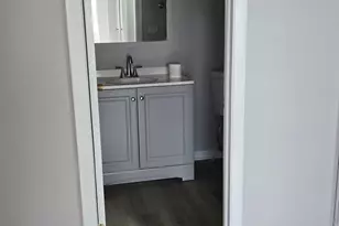 1688 Queensbury Cir, Hoffman Estates, IL 60169 - Photo 16