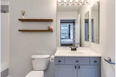130 S Canal Street #817, Chicago, IL 60606 - Photo 18