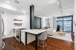 130 S Canal St, Chicago, IL 60606 - Photo 14