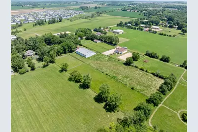 46W989 Kelley Road, Hampshire, IL 60140 - Photo 2