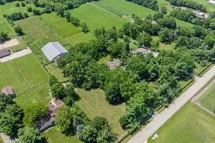 46W989 Kelley Rd, Hampshire, IL 60140 - Photo 4