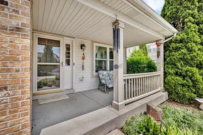 1004 Phelps Lane, Shorewood, IL 60404 - Photo 2
