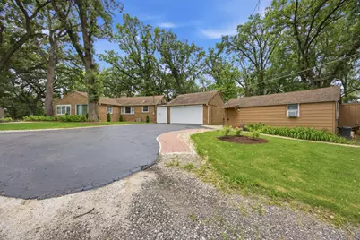 37W961 Bowes Road, Elgin, IL 60124 - Photo 8