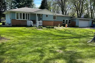 115 Northwestern St, Spring Valley, IL 61362 - Photo 2