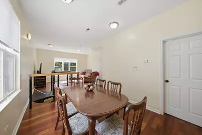 6735 S Eberhart Avenue, Chicago, IL 60637 - Photo 10