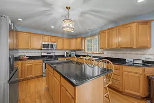 7716 Leclaire Ave, Burbank, IL 60459 - Photo 14