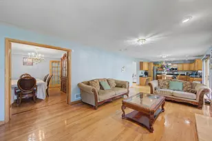 7716 Leclaire Ave, Burbank, IL 60459 - Photo 8