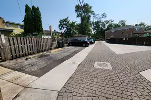 8916 Gross Point Rd, Skokie, IL 60077 - Photo 36