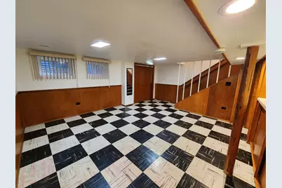 8916 Gross Point Road, Skokie, IL 60077 - Photo 22