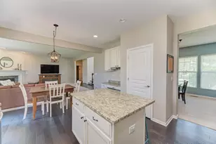 3507 Crestwood Ln, Carpentersville, IL 60110 - Photo 16