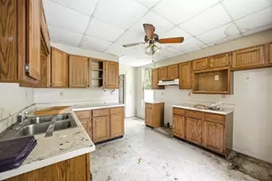 313 E Grant Hwy, Marengo, IL 60152 - Photo 4