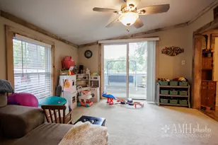 2 Elmwood Ave, Momence, IL 60954 - Photo 8