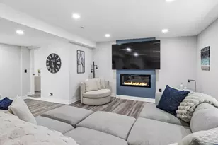 1124 59th St, Downers Grove, IL 60516 - Photo 4
