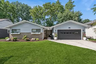 1124 59th St, Downers Grove, IL 60516 - Photo 1