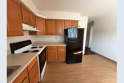 56 1/2 Main Street #2, Oswego, IL 60543 - Photo 4
