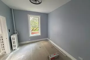 3936 W Cornelia Ave, Chicago, IL 60618 - Photo 10